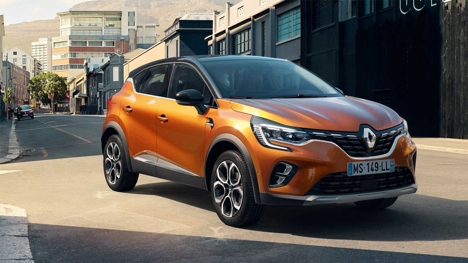 Renault Captur in Orange